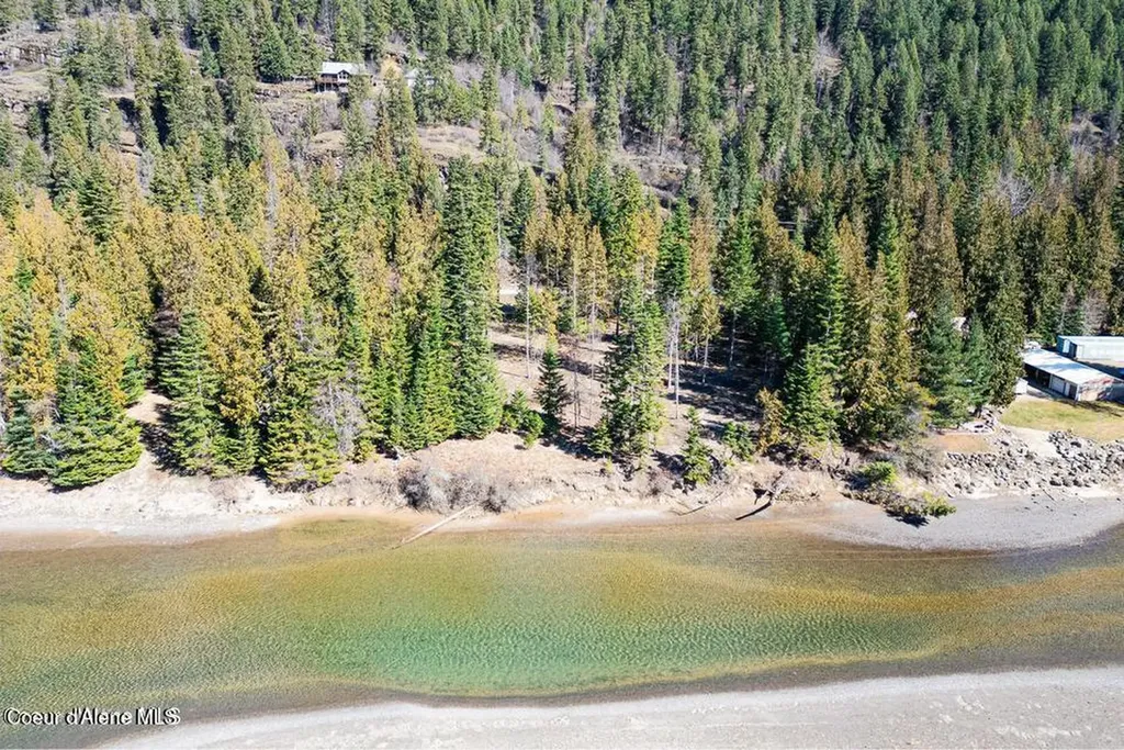 Nka Frontage Road Clark Fork ID 83811