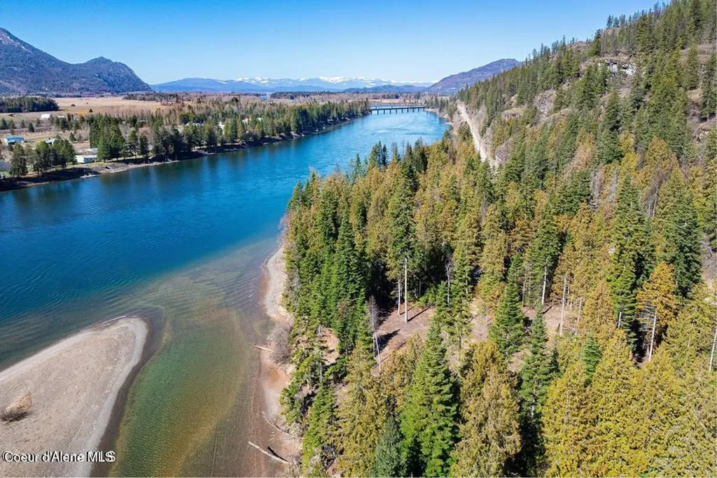 Nka Frontage Road Clark Fork ID 83811