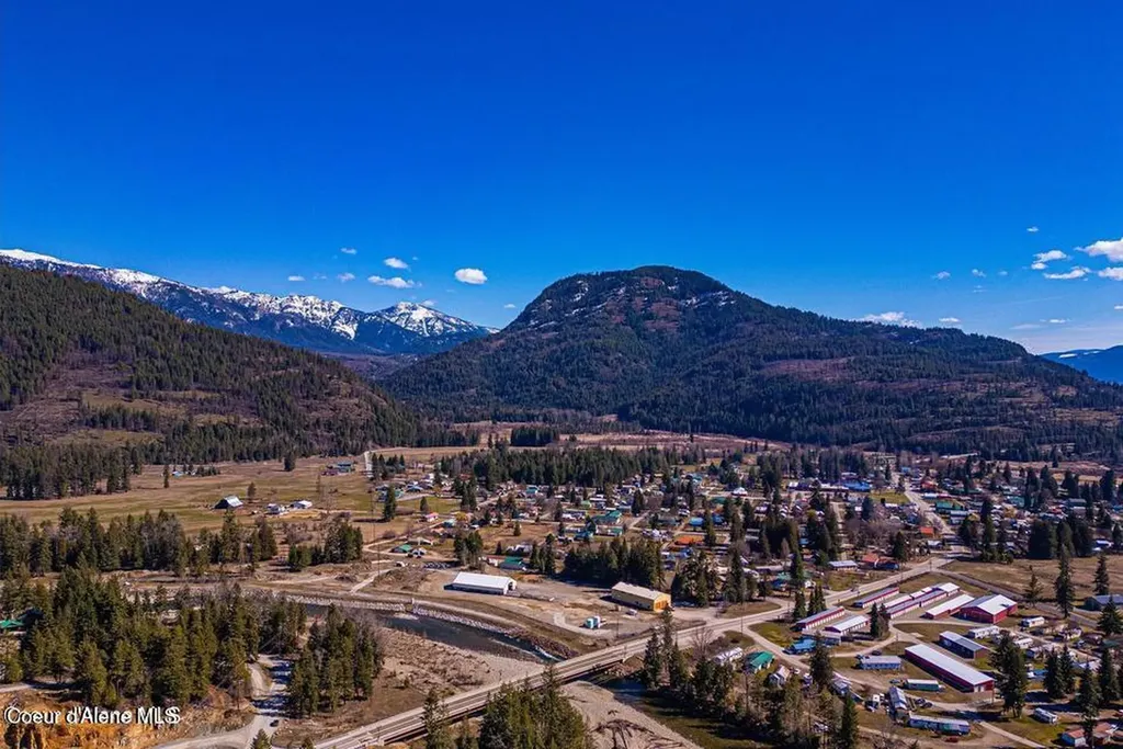Nka Frontage Road Clark Fork ID 83811
