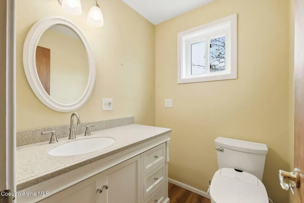 1206 Meadowood Road Sandpoint ID 83864