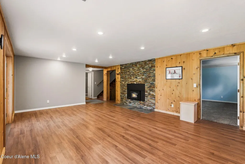 1206 Meadowood Road Sandpoint ID 83864