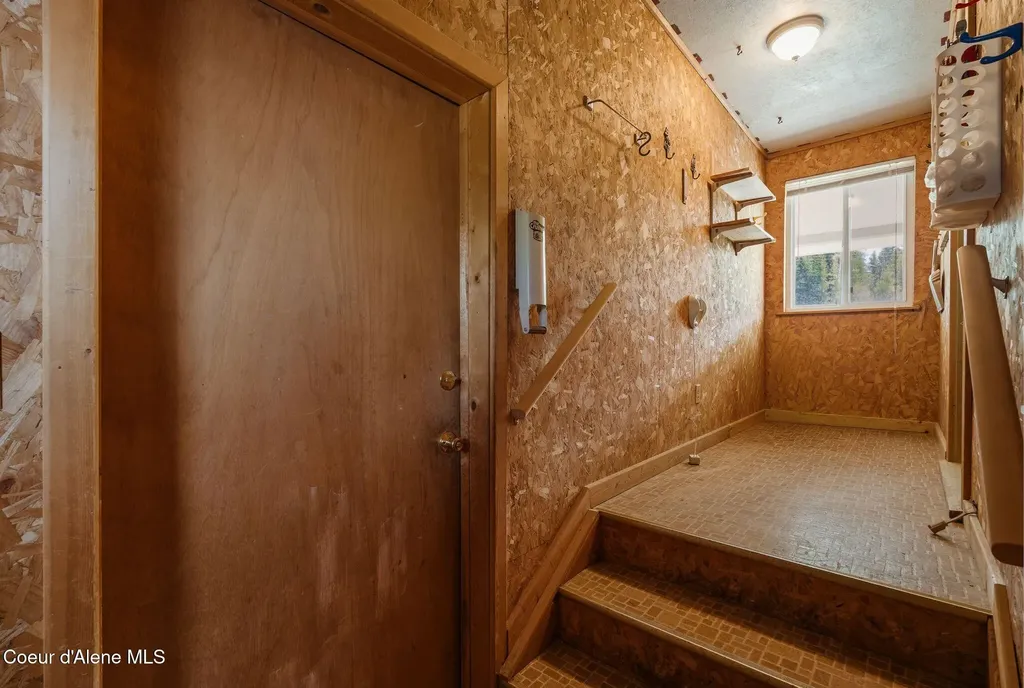 1206 Meadowood Road Sandpoint ID 83864