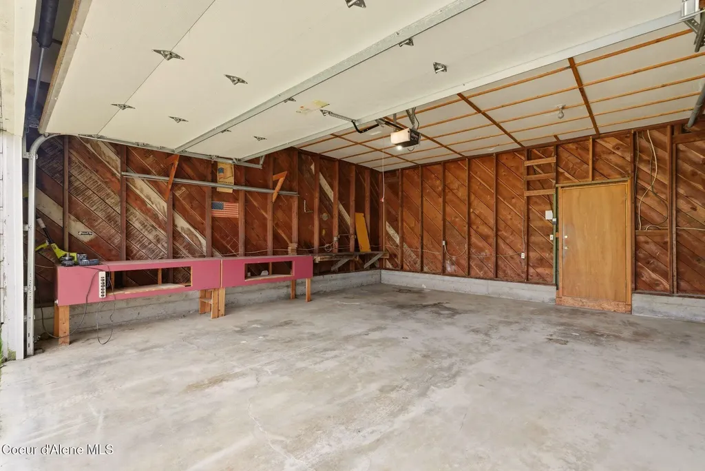 1206 Meadowood Road Sandpoint ID 83864
