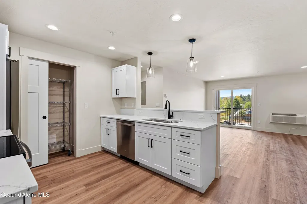 424 S Olive Avenue Sandpoint ID 83864