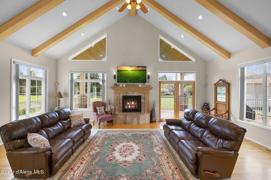 7255 N Colfax Street Dalton Gardens ID 83815