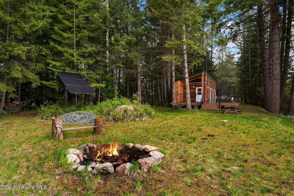 5250 Highway 2 Priest River ID 83856