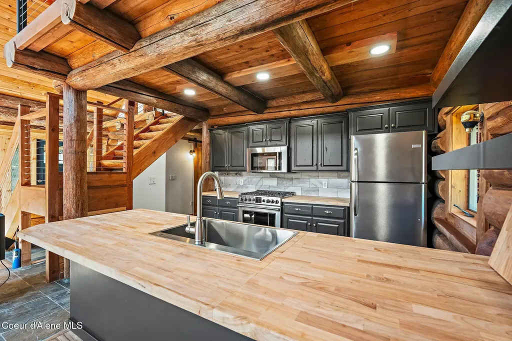1142 Salee Creek Road Bayview ID 83803