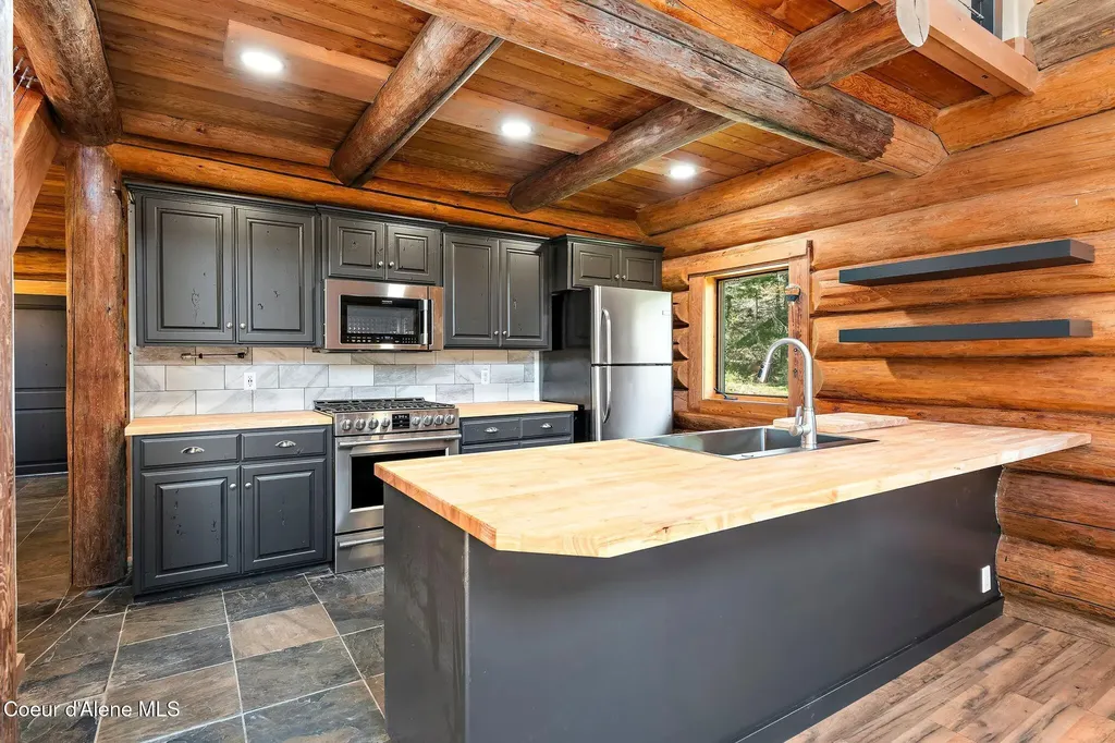 1142 Salee Creek Road Bayview ID 83803