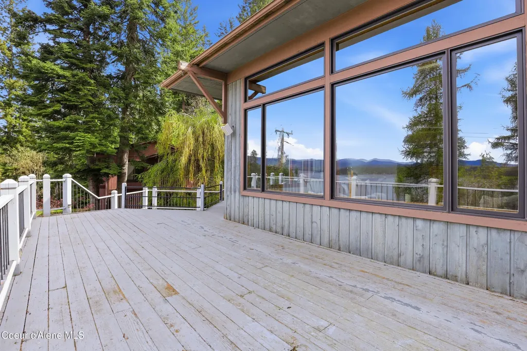 3068 E Upper Hayden Lake Road Hayden ID 83835