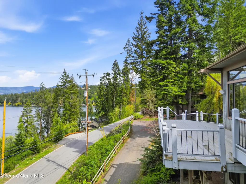 3068 E Upper Hayden Lake Road Hayden ID 83835