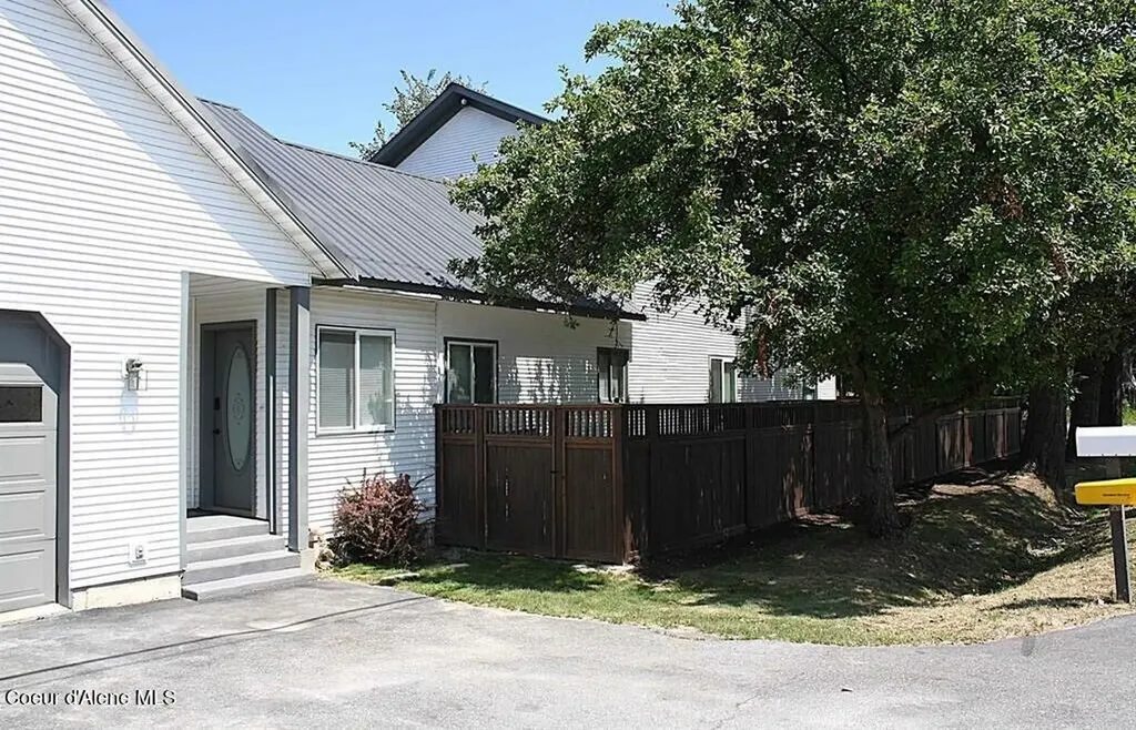 101 Sprague Street Kootenai ID 83840