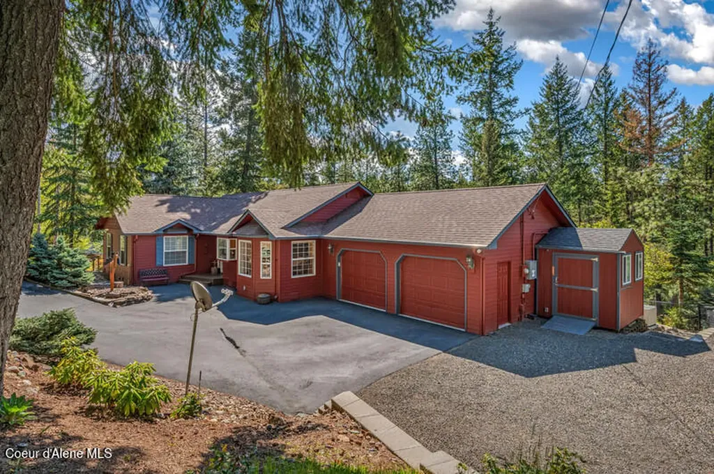 12735 N Sherwood Court Hayden ID 83835