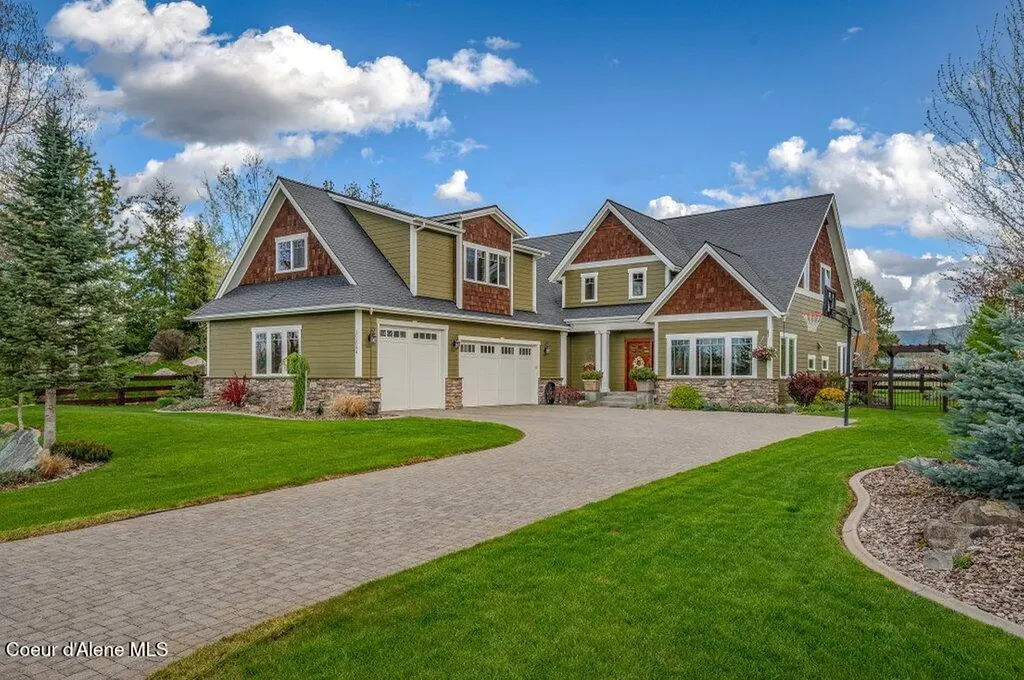12844 N Pebble Creek Drive Hayden ID 83835