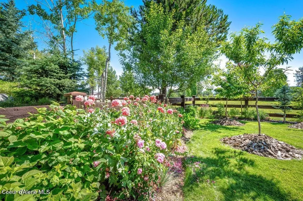 12844 N Pebble Creek Drive Hayden ID 83835