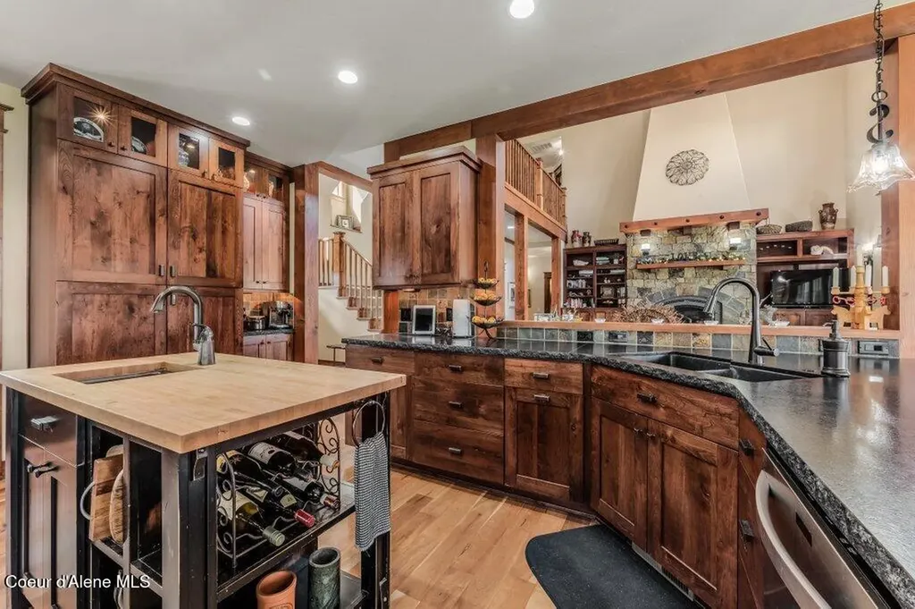 12844 N Pebble Creek Drive Hayden ID 83835