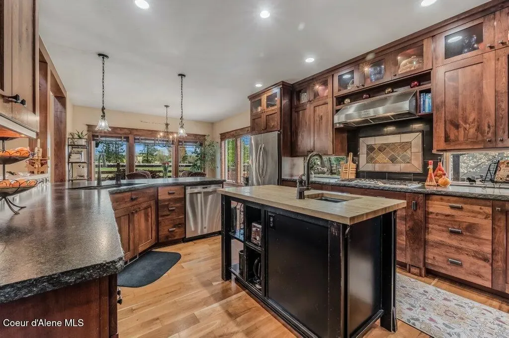 12844 N Pebble Creek Drive Hayden ID 83835