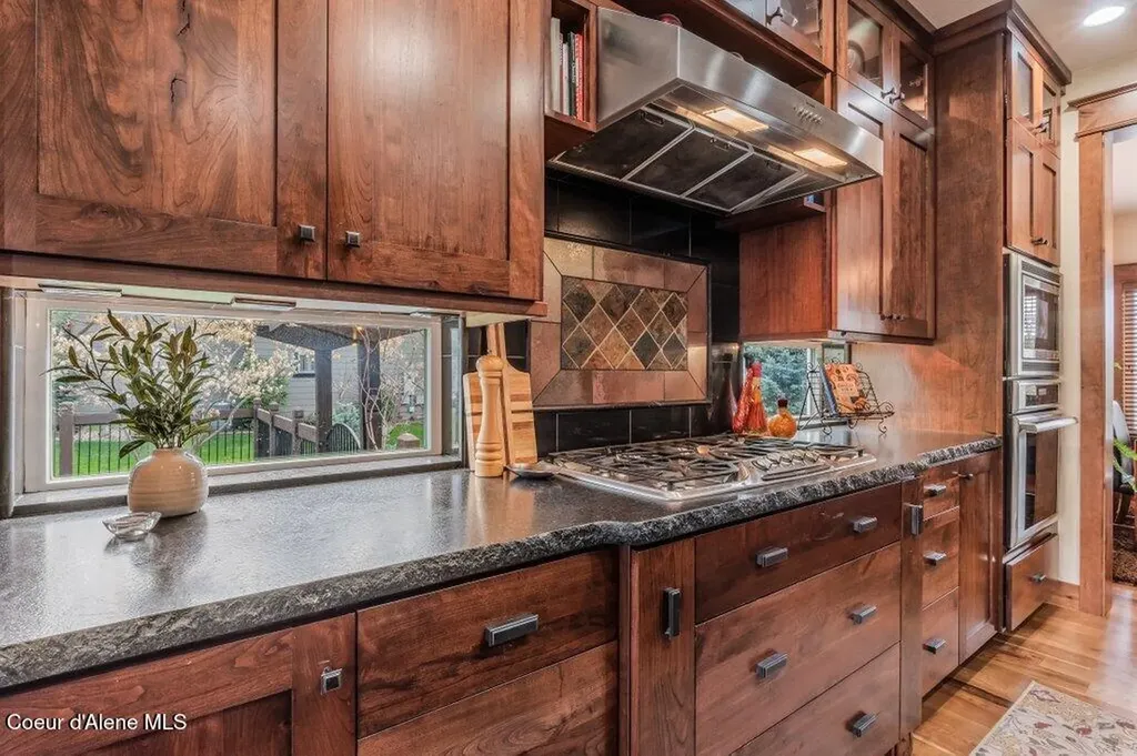 12844 N Pebble Creek Drive Hayden ID 83835