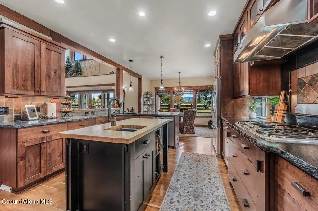 12844 N Pebble Creek Drive Hayden ID 83835
