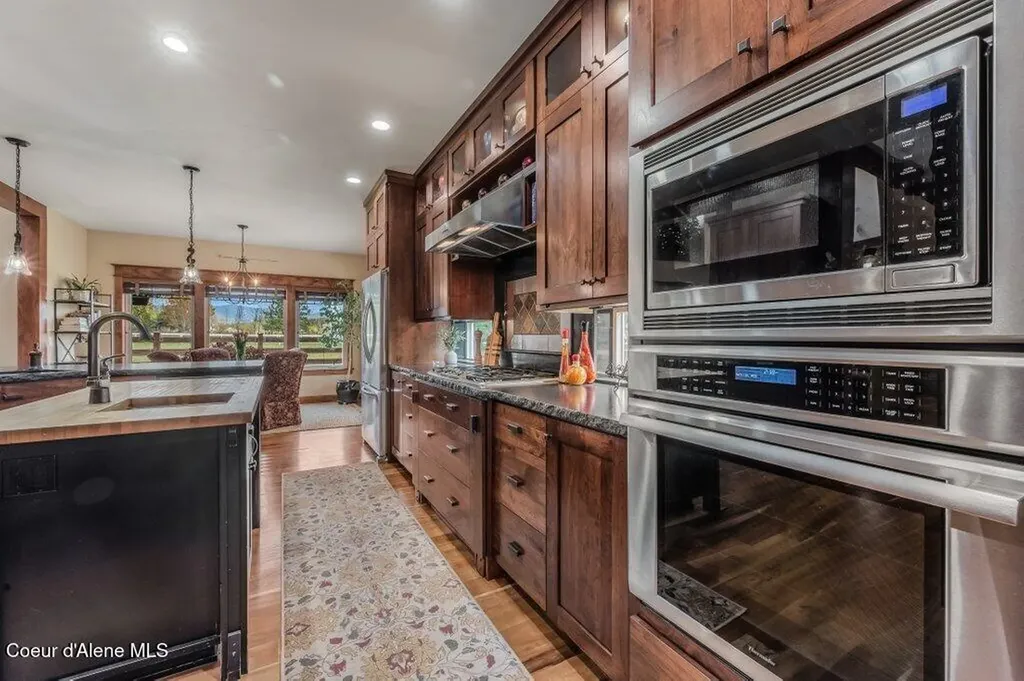 12844 N Pebble Creek Drive Hayden ID 83835
