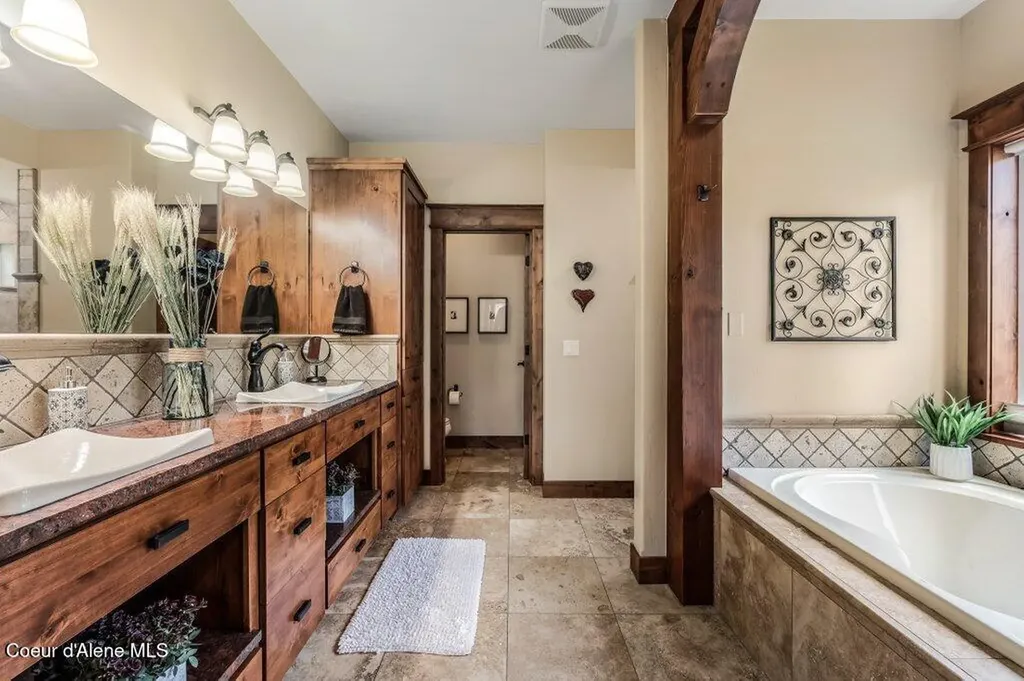 12844 N Pebble Creek Drive Hayden ID 83835