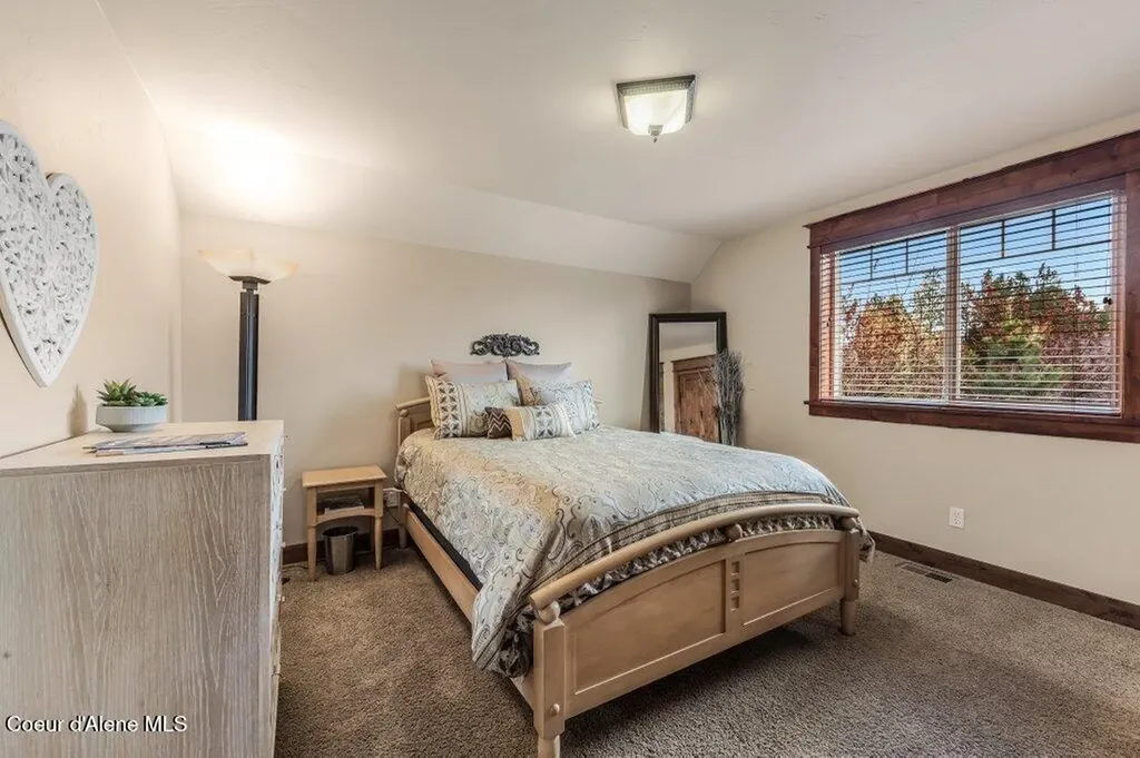 12844 N Pebble Creek Drive Hayden ID 83835