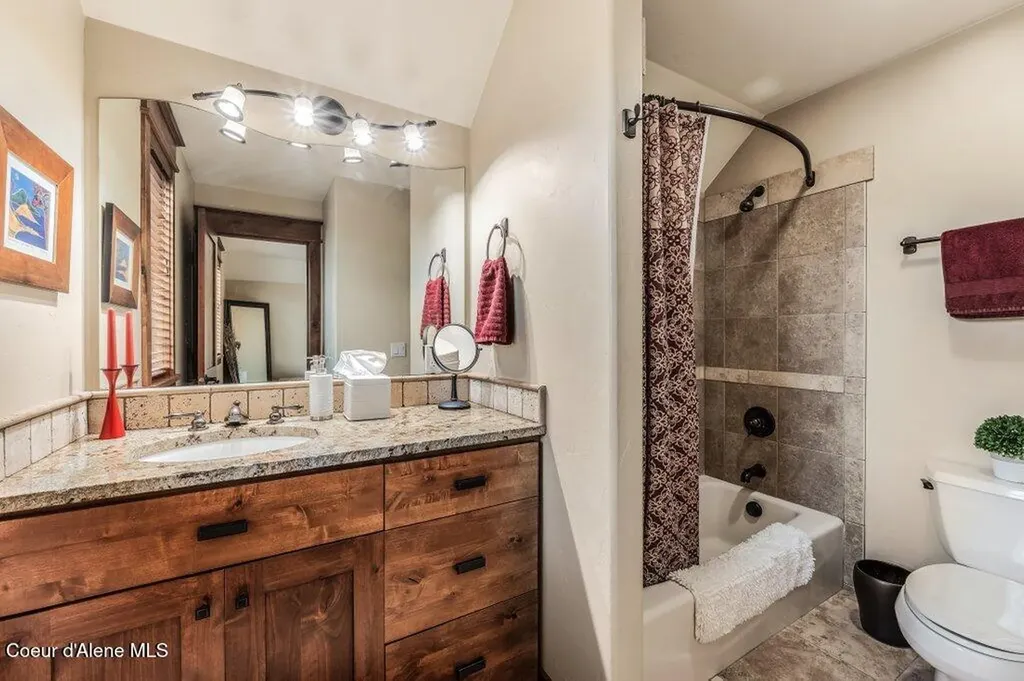 12844 N Pebble Creek Drive Hayden ID 83835