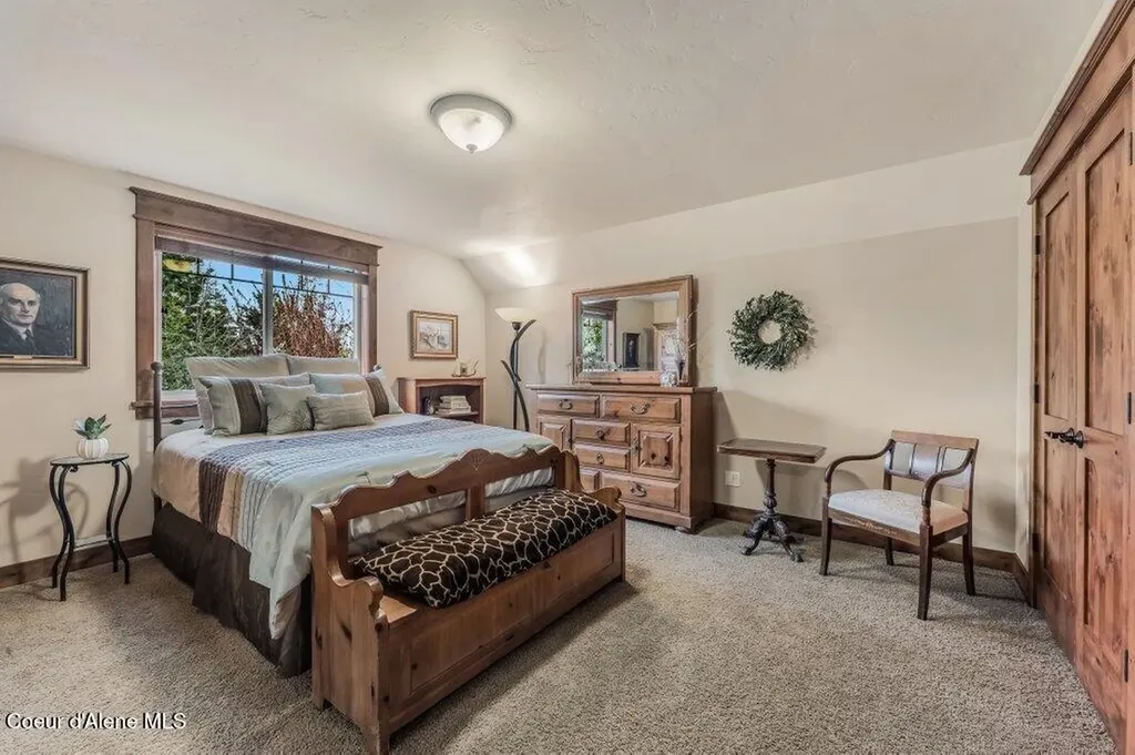 12844 N Pebble Creek Drive Hayden ID 83835