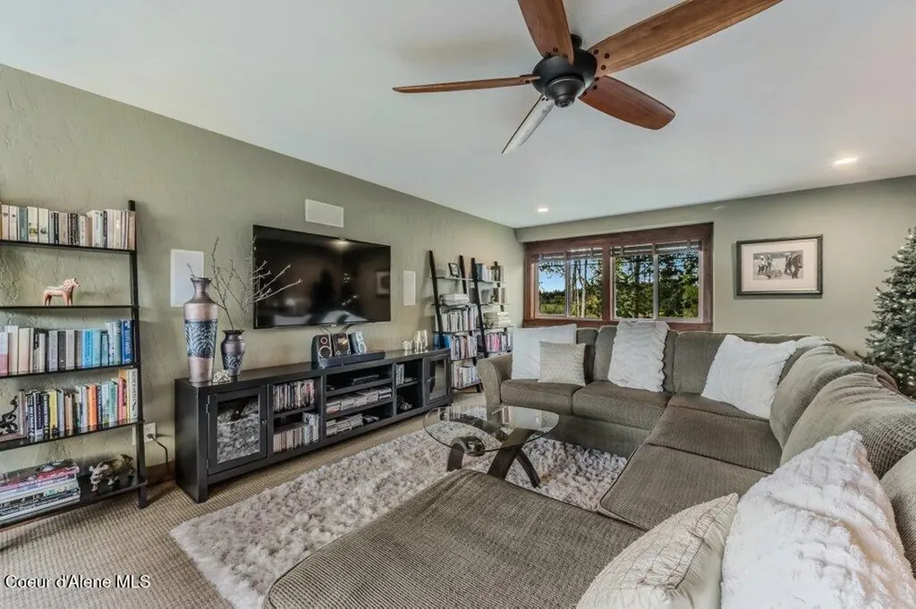 12844 N Pebble Creek Drive Hayden ID 83835