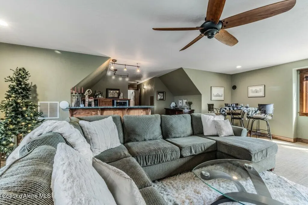 12844 N Pebble Creek Drive Hayden ID 83835