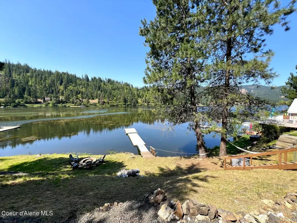 26093 S Anderson Drive St. Maries ID 83861