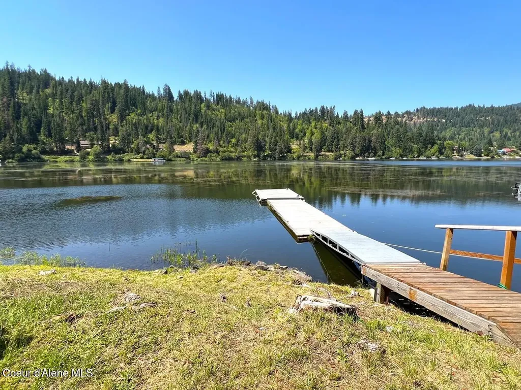 26093 S Anderson Drive St. Maries ID 83861