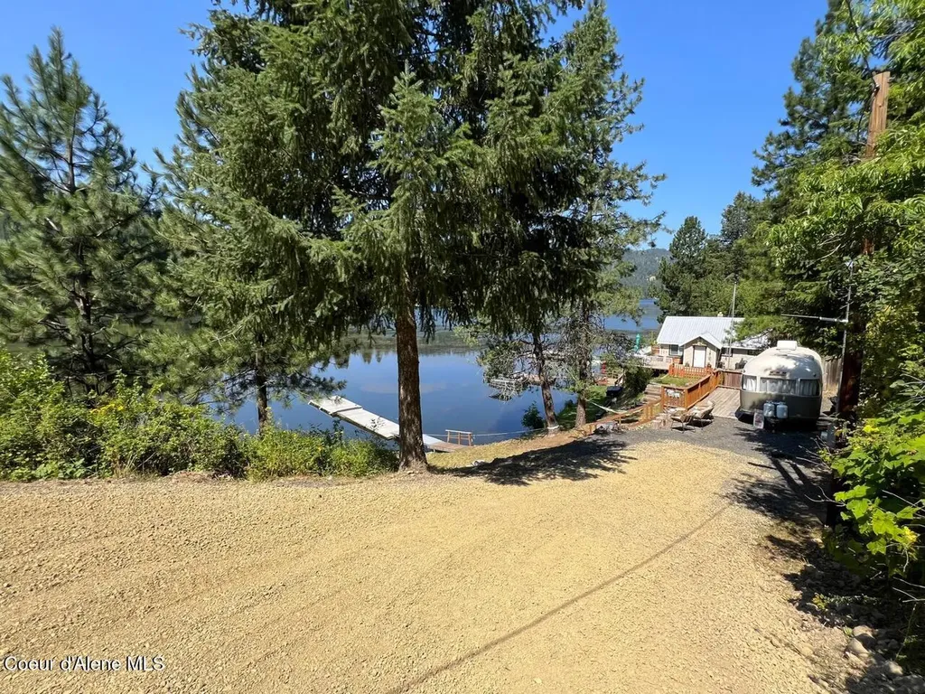 26093 S Anderson Drive St. Maries ID 83861