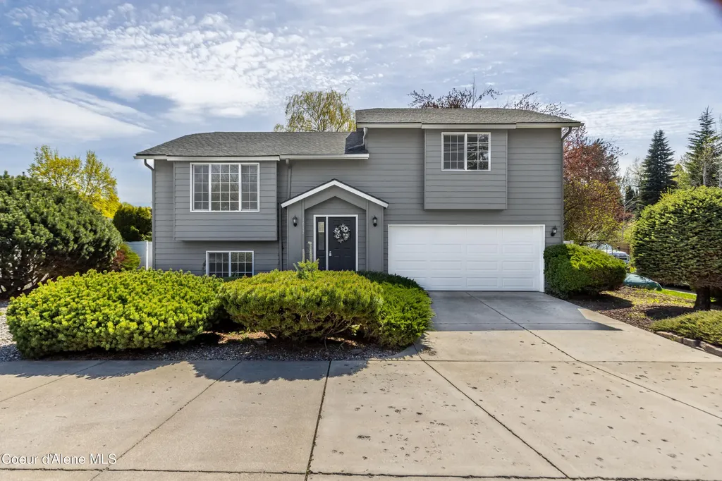 1012 E Miles Avenue Hayden ID 83835