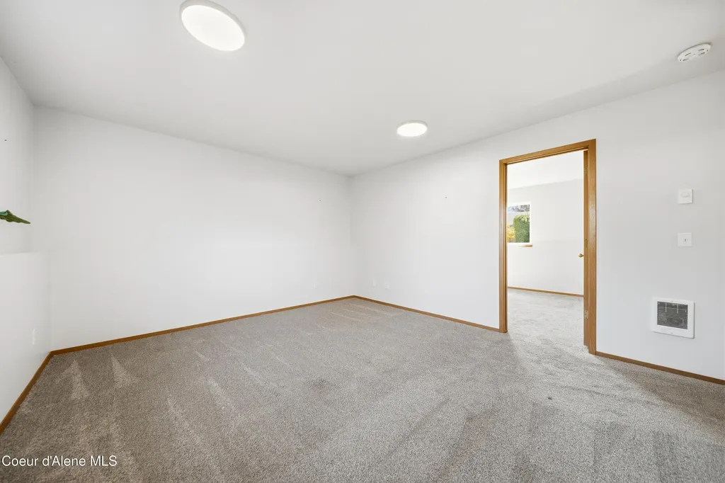 1012 E Miles Avenue Hayden ID 83835