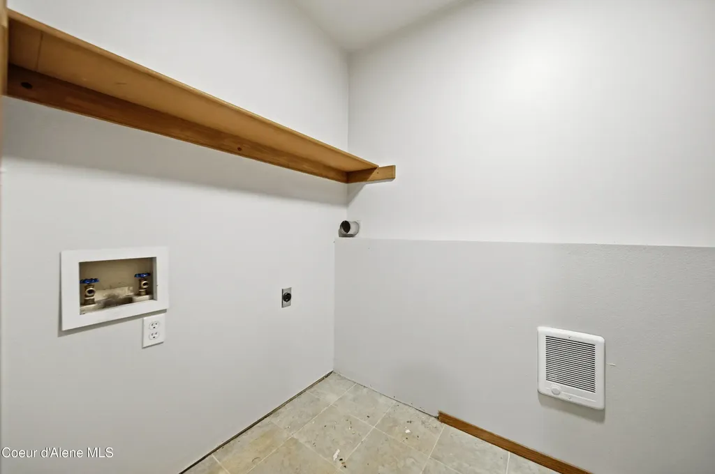 1012 E Miles Avenue Hayden ID 83835