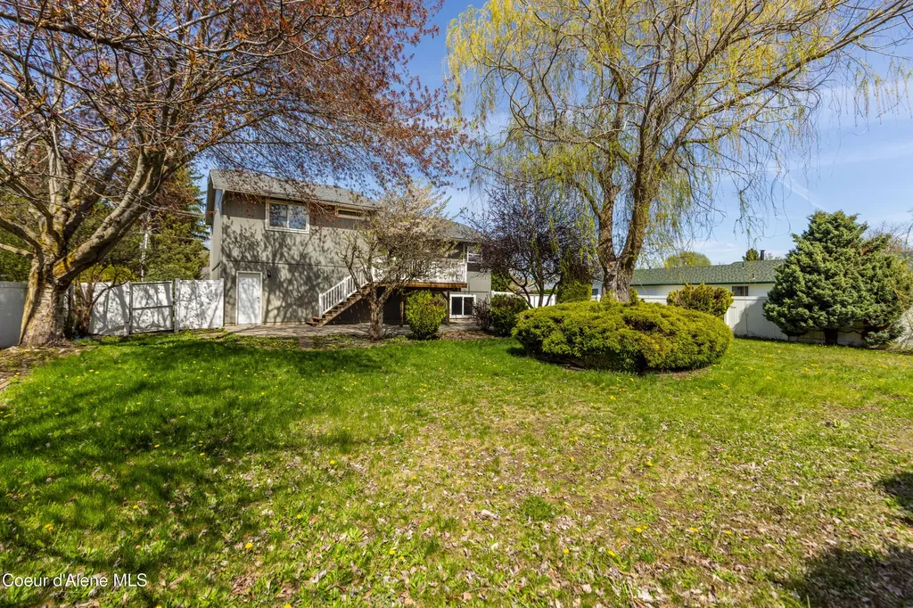 1012 E Miles Avenue Hayden ID 83835
