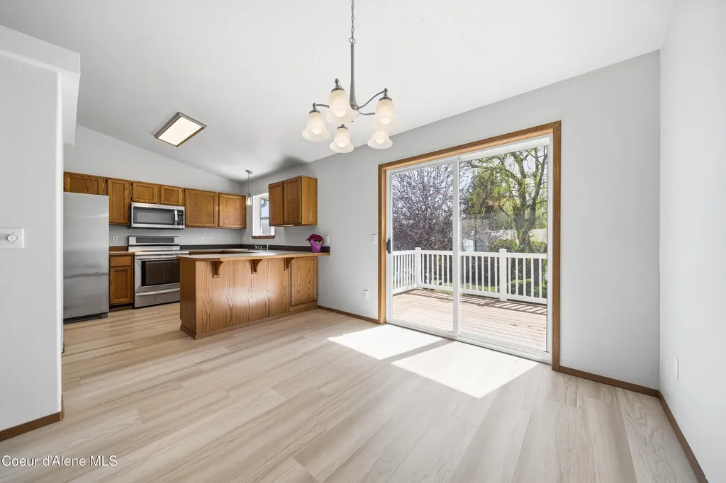 1012 E Miles Avenue Hayden ID 83835