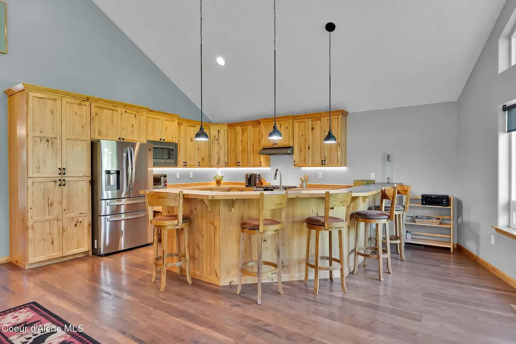 386 Ursa Lane Priest River ID 83856