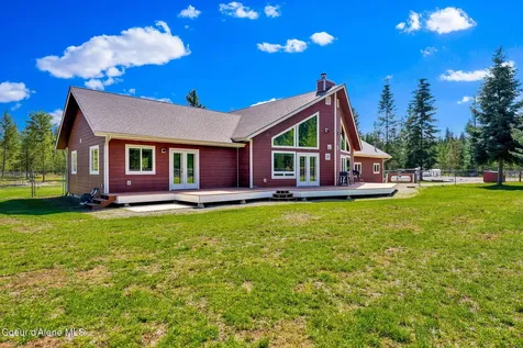 386 Ursa Lane Priest River ID 83856