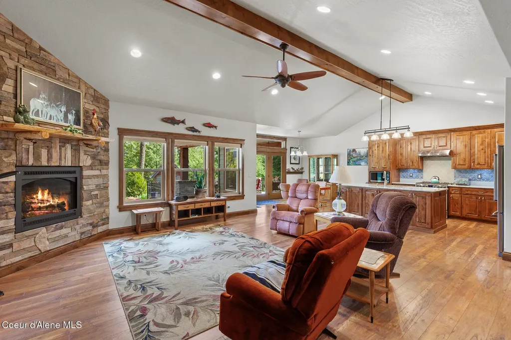 12495 N Walden Loop Rathdrum ID 83858