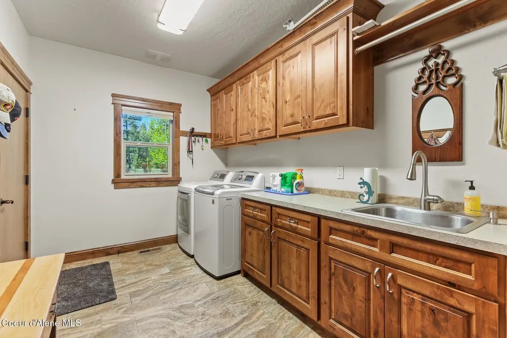 12495 N Walden Loop Rathdrum ID 83858