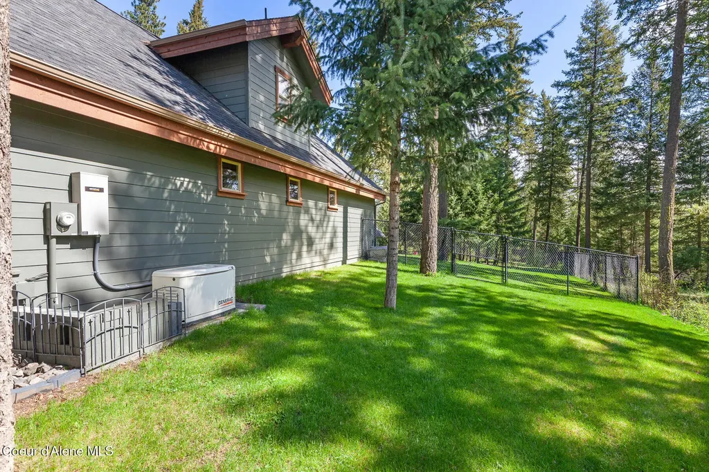 12495 N Walden Loop Rathdrum ID 83858