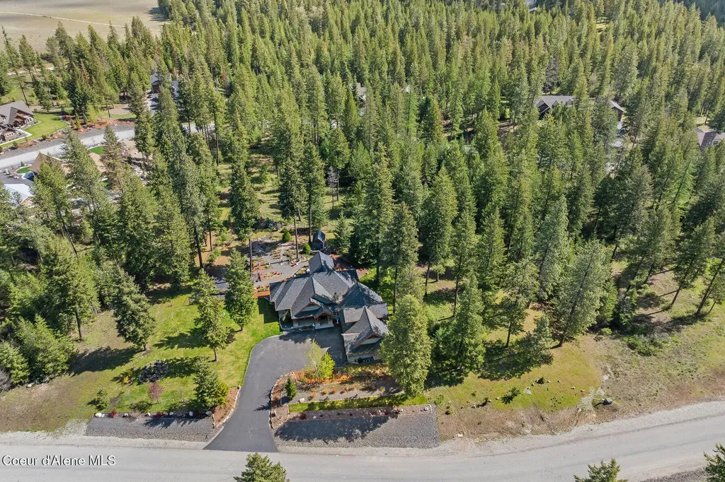 12495 N Walden Loop Rathdrum ID 83858