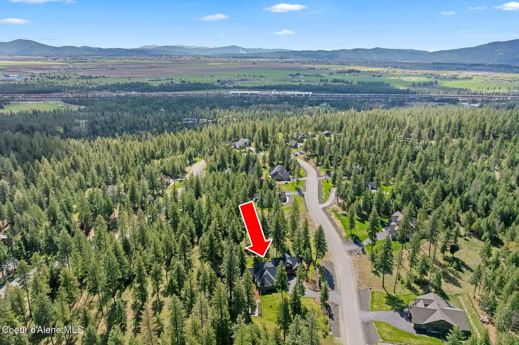 12495 N Walden Loop Rathdrum ID 83858