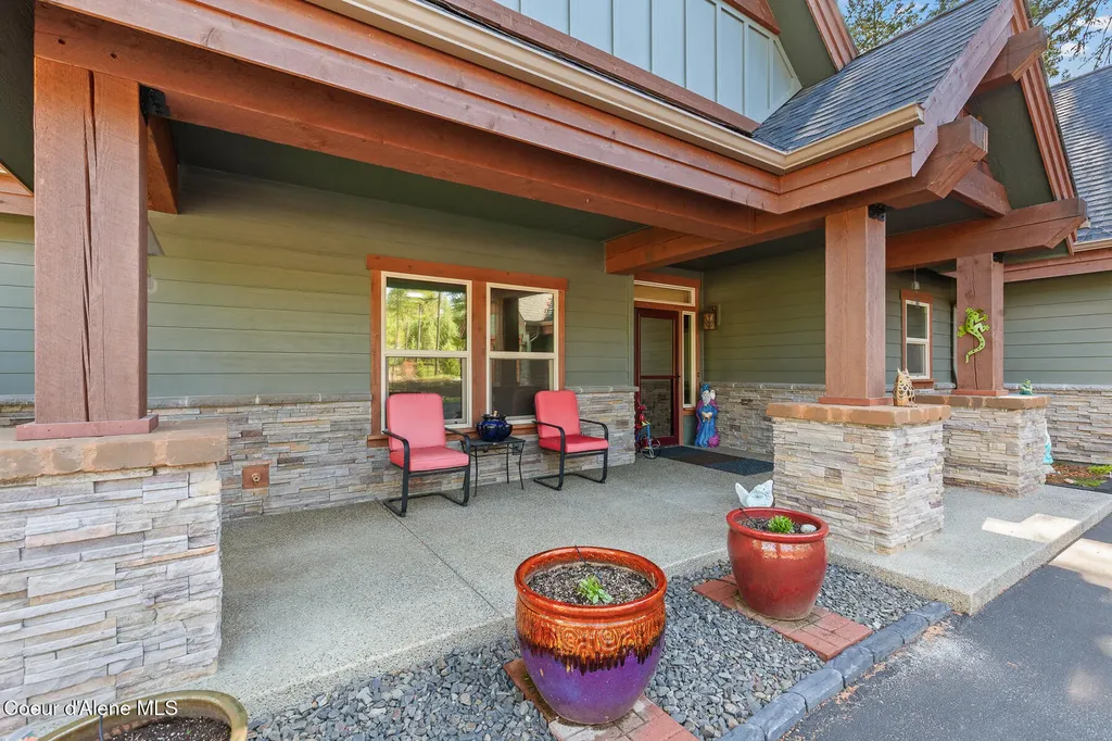 12495 N Walden Loop Rathdrum ID 83858
