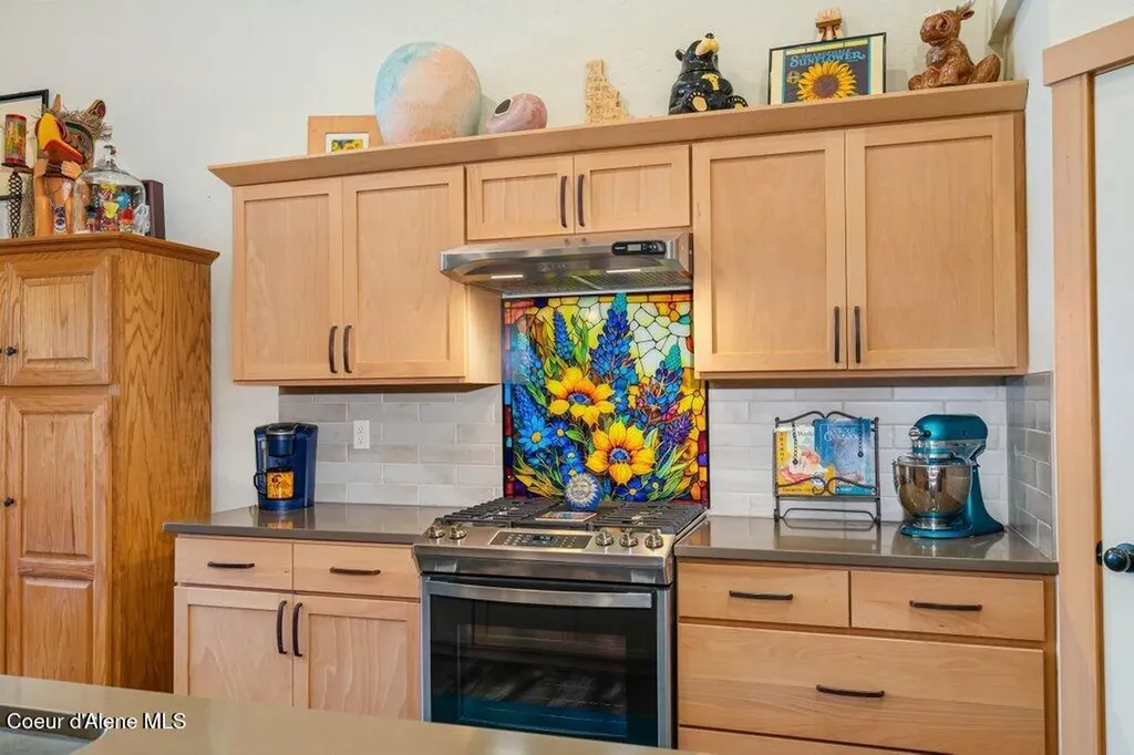 1546 W Wayward Circle Post Falls ID 83854