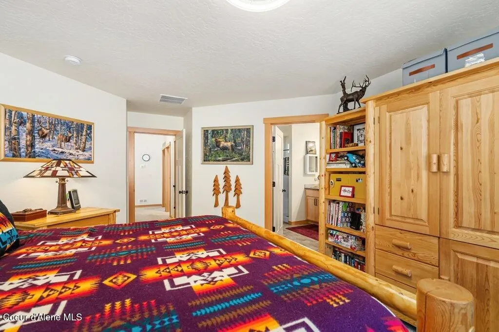 1546 W Wayward Circle Post Falls ID 83854
