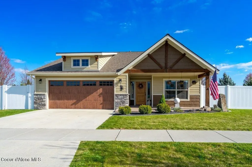 1546 W Wayward Circle Post Falls ID 83854