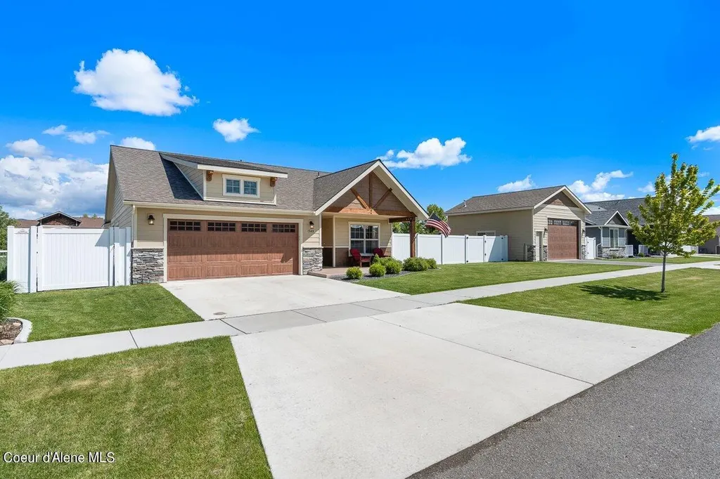 1546 W Wayward Circle Post Falls ID 83854