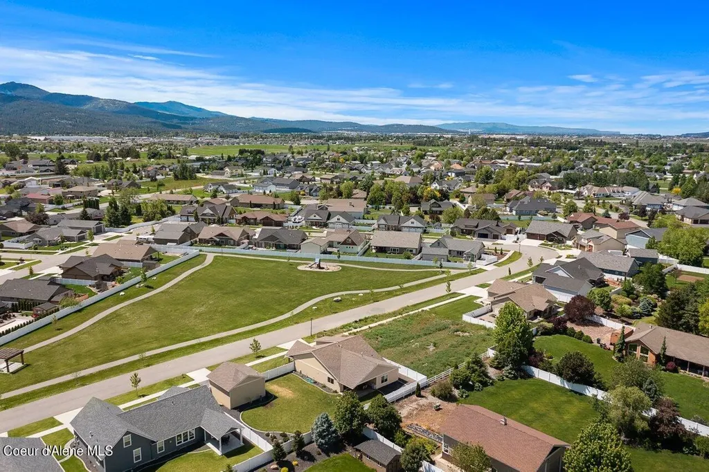 1546 W Wayward Circle Post Falls ID 83854